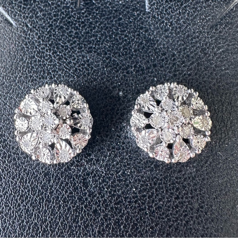 Diamond Earrings 1/10CT sterling silver
